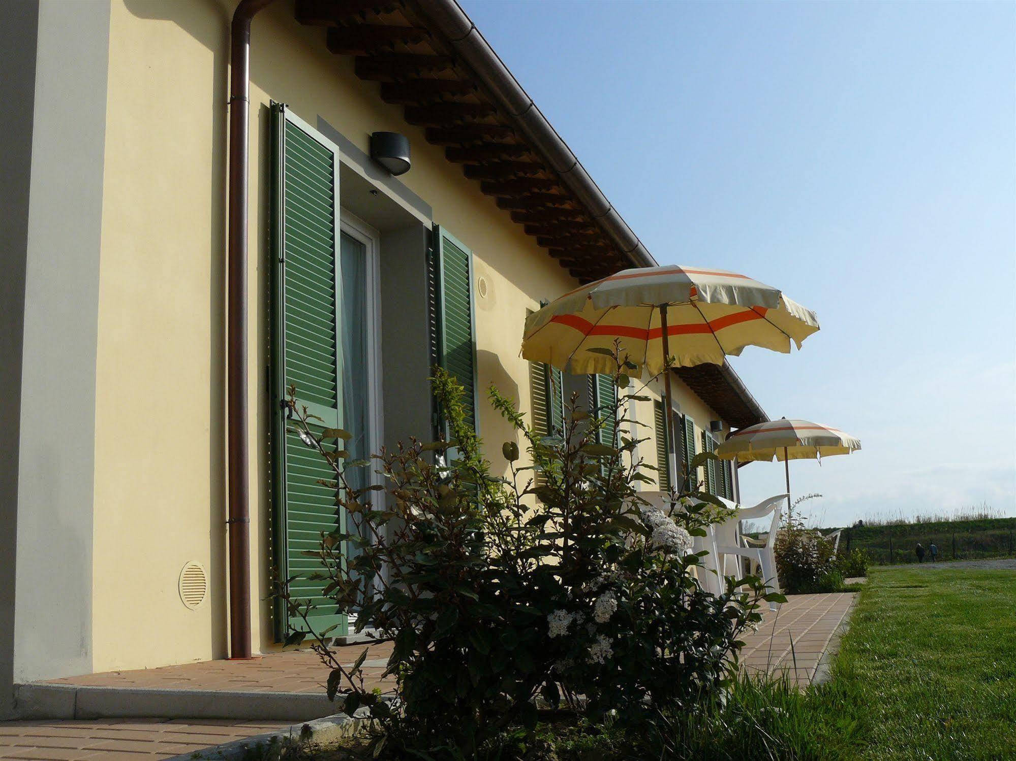 Eden Park Resort Pisa Exterior foto